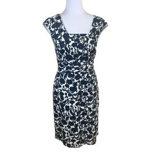Ann Taylor Size 6 Floral Print Pleated Dress Square Neck Cap Sleeve Cocktai;